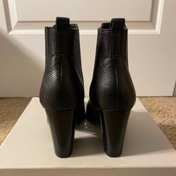 Marc Fisher LTD Alva Pointy Toe Bootie - Picture 5 of 7